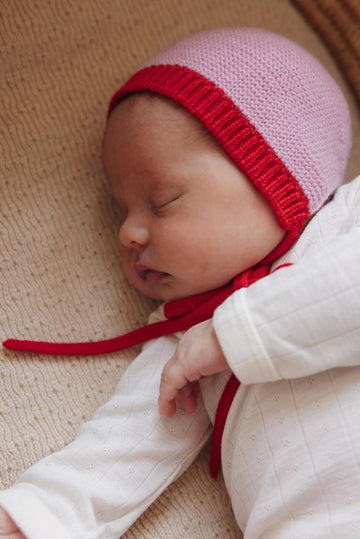 Bonnet Dolly - Cotton candy / Red